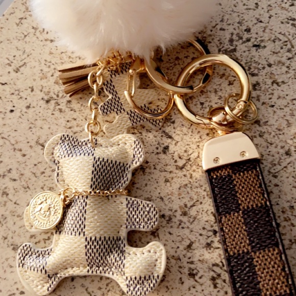 Key chains - Picture 2 of 2